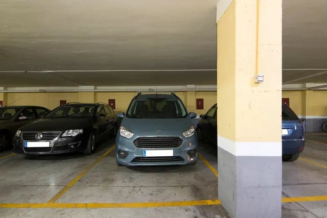 Magnifica vivienda con garaje en vergeles, junto a palacio de deportes — 28