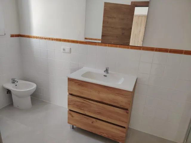 Chalet reformado situado a 2 km de la población — 24