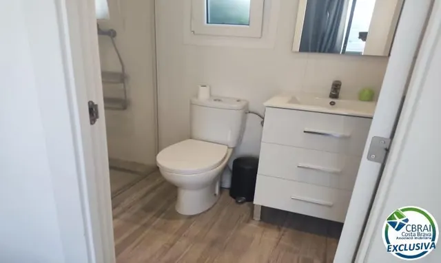 Bonita casa con piscina y apartamento para invitados y piscina. — 20