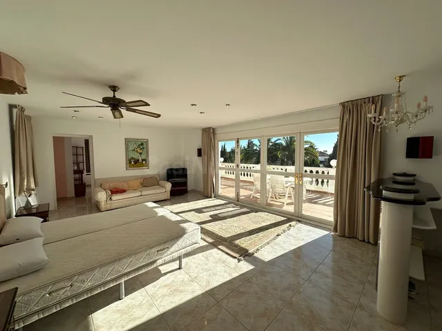 Chalet 5 habitaciones 400m² en venta - Marbella — 3