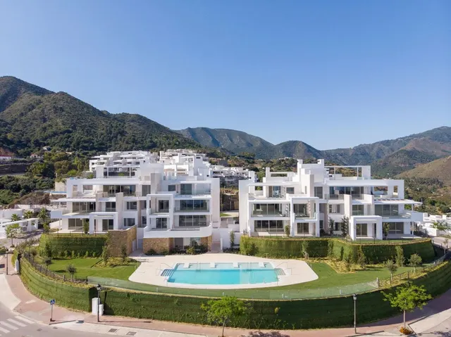 Apartamento 3 habitaciones 145m² en venta - Ojen pueblo - foto 4