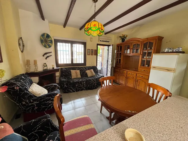 Encantadora vivienda de 2 dormitorios con amplias zonas exteriores – en zona los Frulates — 18