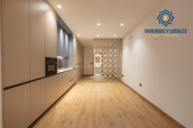 MODERNO ESTUDIO TIPO LOFT EN URBANIZACIÓN VILLA PINEDA - ZON - foto 3