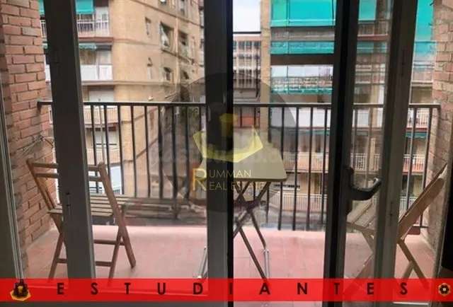 EST/ Piso amueblado con TRES dormitorios en el barrio del Za - foto 3