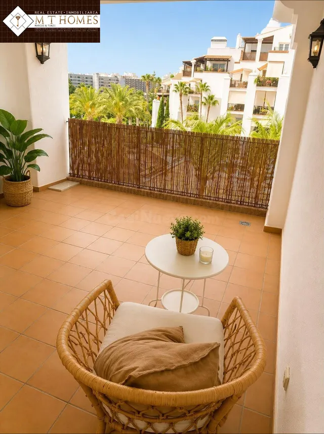 ELEGANTE APARTAMENTO CON VISTAS AL PARQUE Y LA PISCINA – 500 - foto 3