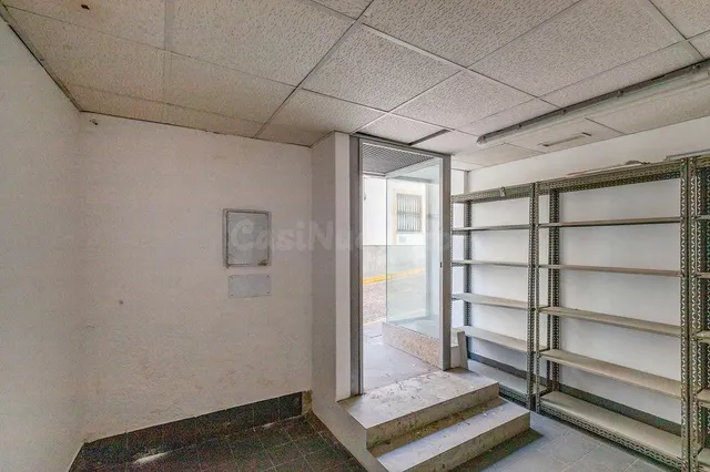 Local comercial 49m² en venta - Extremadura - foto 4