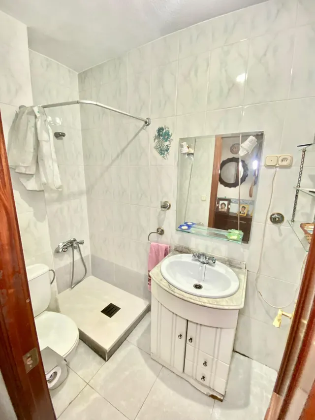 Piso 4 habitaciones 126m² en venta - Av. Barcelona - Viñuela - Rescatado — 17