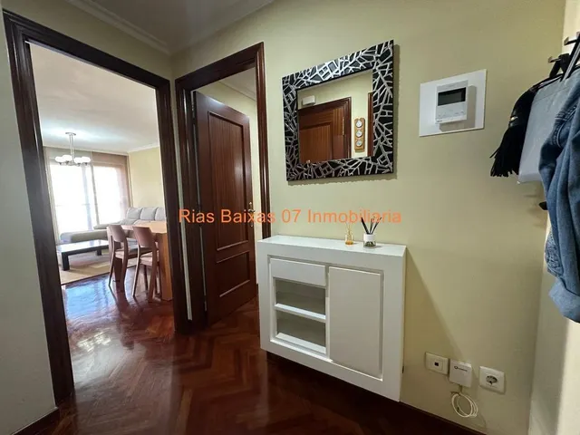 REF 7012 PISO 3 DORM. 2 BAÑOS CON PLAZA DE GARAJE Y TRASTERO EN C. PAULINO FREIRE (VIGO) — 9