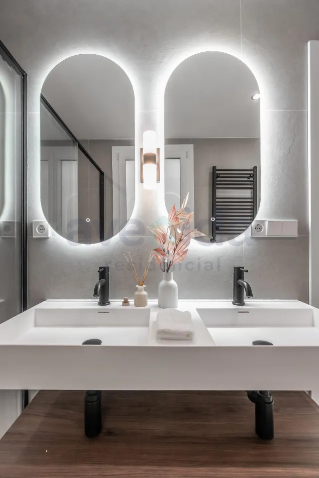 Exclusiva vivienda exterior en tercera planta — 22