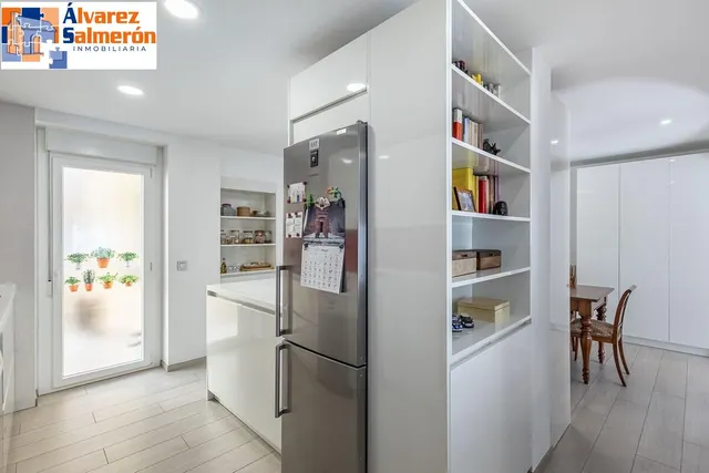 PISO COMPLETAMENTE REFORMADO EN CALLE RECOGIDAS — 14