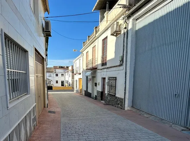¡Oportunidad Única en el Centro de Atarfe! — 20