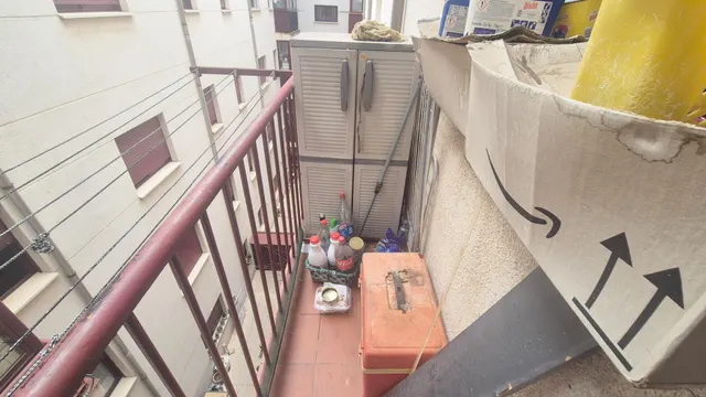PISO VENTA SALAMANCA. Urbis te ofrece un piso en venta en la zona de Capuchinos-Glorieta-Ciudad Jardín, Salamanca. — 24