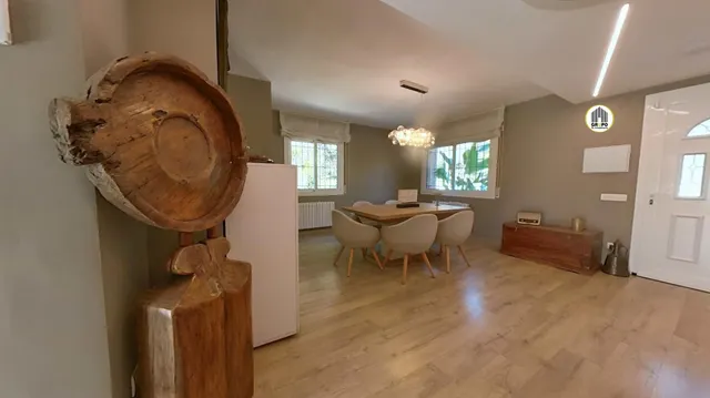 Casa reformada de tres plantas con piscina, jacuzzi, gimnasio, sauna  y vistas a parque natural — 7