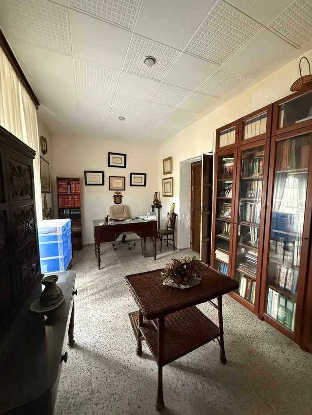 Casa palaciega a reformar en el centro de Rota- La Costilla — 23