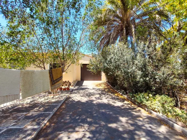 Villa 9 habitaciones 285m² en venta - Plaza Madrid — 27