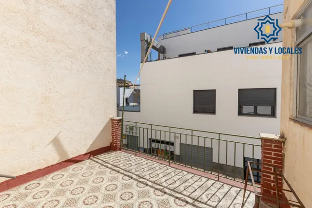 Edificio con gran potencial de inversión en La Zubia — 35