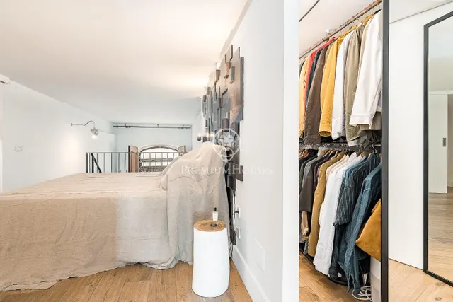 Exclusivo loft de diseño con piscina privada en Poble Sec — 13