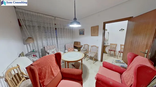 AMPLIA CASA EN TOBARRA CON 4 habitaciones , PATIO Y GARAJE — 3