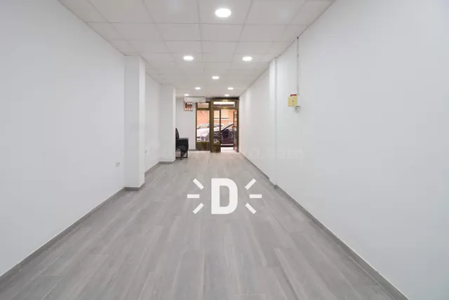 MARAVILLOSO LOCAL COMERCIAL EN ALBAL