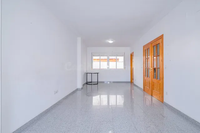 Amplia y Soleada Casa en Armilla, Zona San Miguel - foto 5