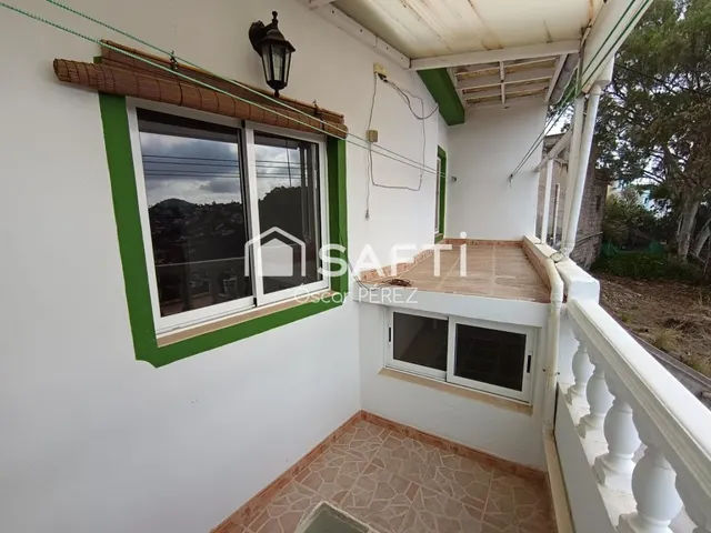 Casa terrera de 4 niveles con gran potencial — 11
