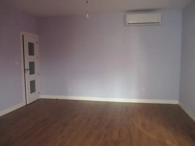 Piso de dos dormitorios sin amueblar — 8