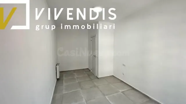 APARTAMENTO EN VENTA - ZONA ESCORXADOR - foto 5