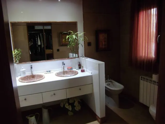 CHALET INDEPENDIENTE EN VENTA EN URB. LA ALCAYNA, AMPLIO, LUMINOSO Y EN PERFECTO ESTADO — 12