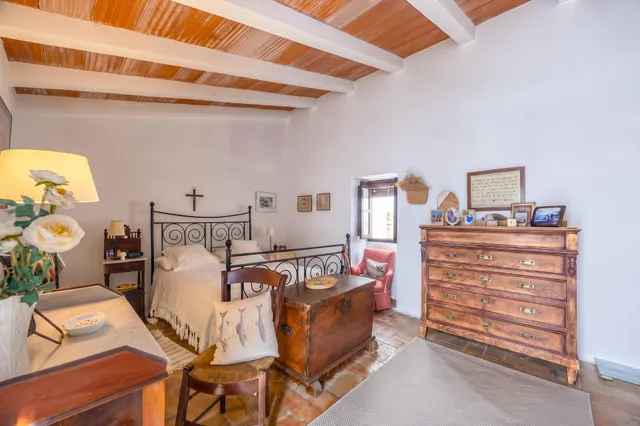 Casa Independiente en pleno Casco Antiguo. — 29