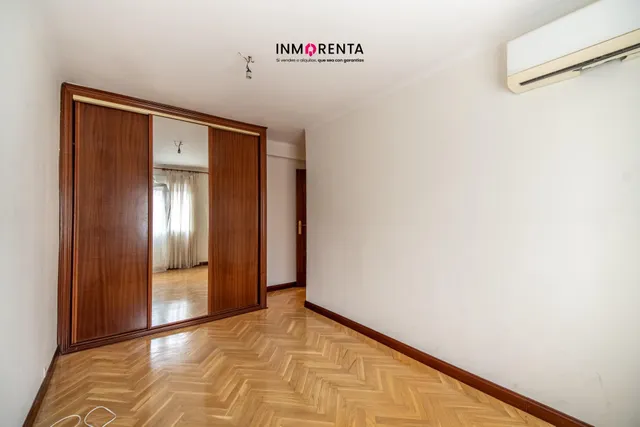 Avenida marqués de corbera — 15