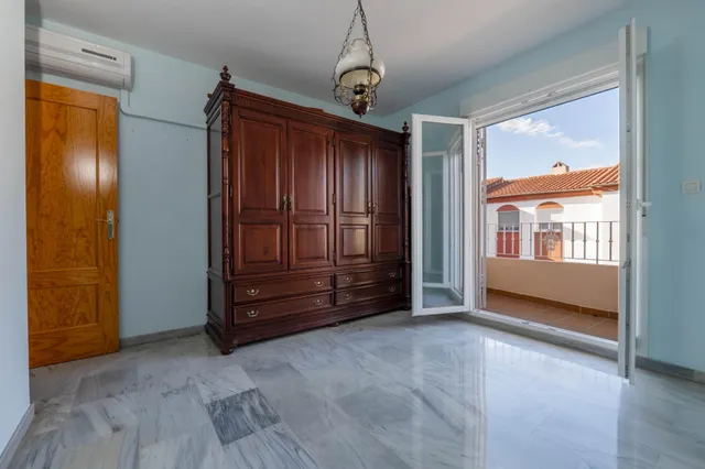 Amplia casa adosada en "la joya"....a escasos minutos del centro de Granada!! — 48