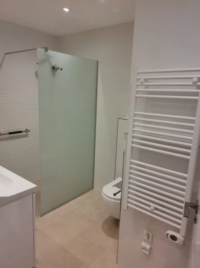 Piso grande reformado en Avenidas — 15