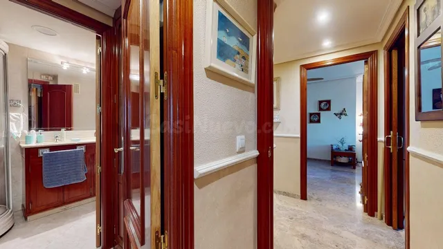 D. GRAN OPORTUNIDAD, ZONA ARROYO DEL MORO. AMPLIA VIVIENDA D - foto 5