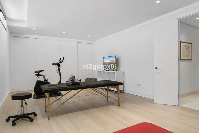 Chalet 3 habitaciones 398m² en venta - Marbella — 21