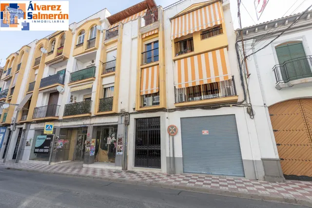 Amplio y luminoso piso de 3 dormitorios listo para entrar a vivir junto al metro de Albolote — 36