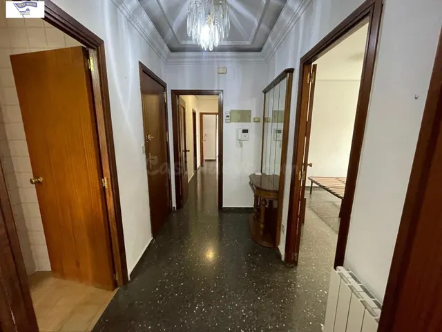 PISO SIN MUEBLES CON GARAJE Y TRASTERO - foto 4
