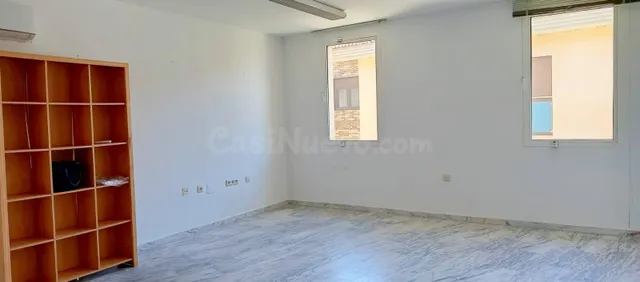 🎉🏢 ¡OPORTUNIDAD EN ALQUILER EN EL CENTRO DE MÉRIDA! 🏢🎉 - foto 3