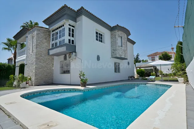 Chalet 3 habitaciones 258m² en venta - Costa Del Sol - foto 2