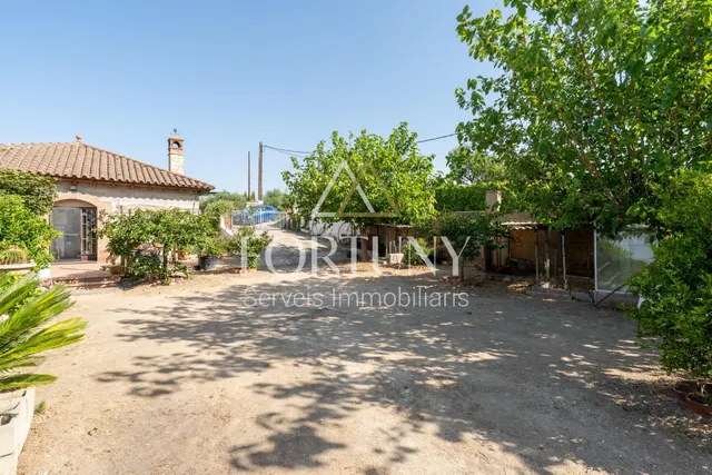 Casa en venta en Partida Freixe, Riudoms. — 41