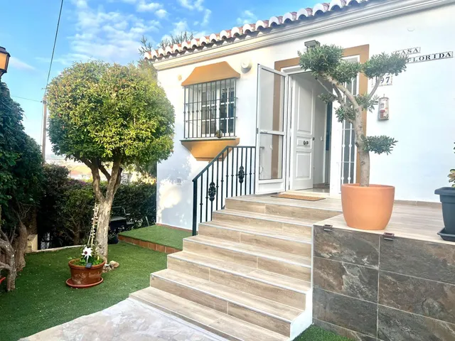 Magnífica Villa en Rivera de Trayamar: Equilibrio Perfecto e - foto 4