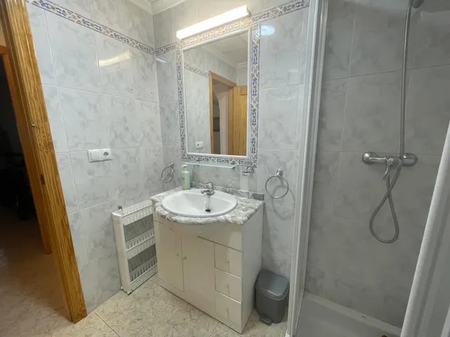 Apartamento de 3 dormitorios con garaje y orientación sureste — 21