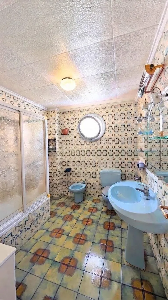 ¡GRAN VIVIENDA DE ESQUINA, 150 M2, 4 DORMITORIOS DOBLES, TOTALMENTE EXTERIOR, EN ZONA POETA MIGUEL HERNANDEZ! — 10