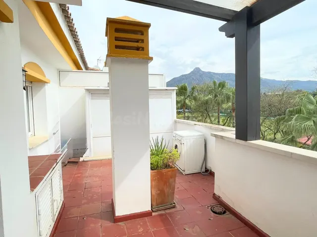 Exclusivo Ático con Gran Terraza en La Dama de Noche – Excel - foto 4
