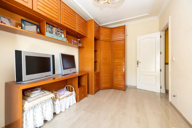 FANTÁSTICO CHALET JUNTO AL PTS — 22