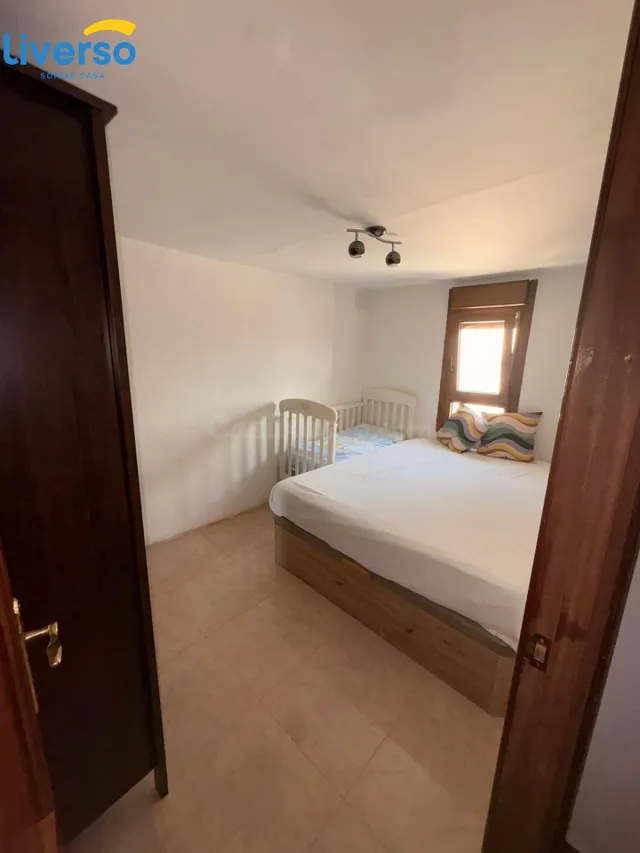SE VENDE CASA AMPLIA REFORMADA INTEGRALMENTE EN CEREZO RIO T - foto 3