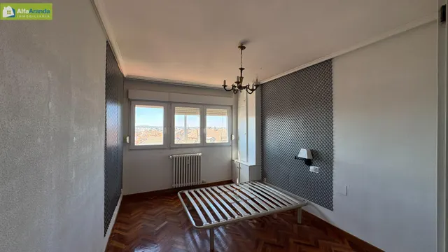 PISO EN VENTA 2 GARAJEs  Y 2 TRASTEROS — 20