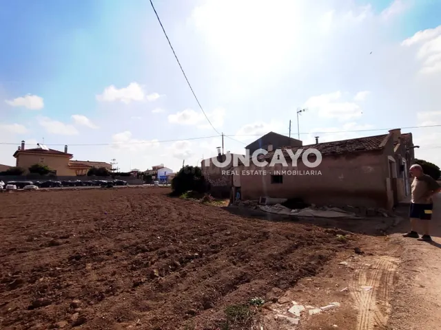 Fantástica casa con terreno junto a las localidades de Callo - foto 5