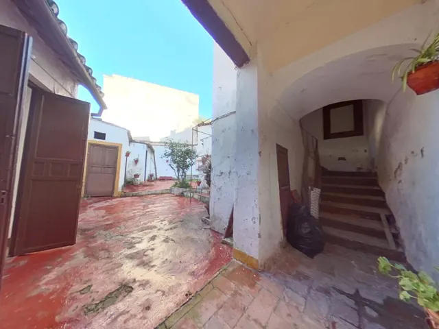 EXCLUSIVA CASA EN LA RIBERA. — 8