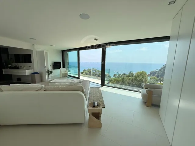 Chalet Independiente en Santa Cristina D'Aro — 29