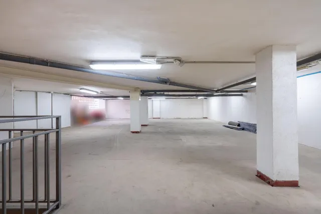 Local Comercial en venta — 12
